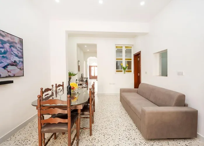 3 Bedroom House Of Character In Rabat